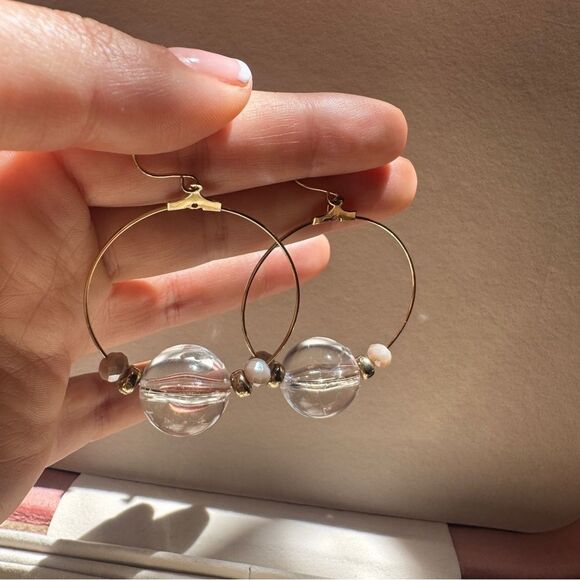 Elegant Gold and Clear Hoop Earrings - Picture 3 of 4